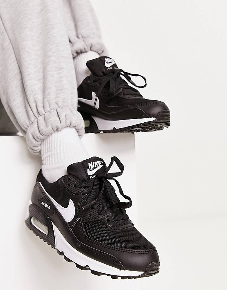 Nike Air Max 90 sneakers in black